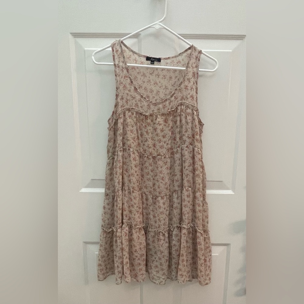 Soprano dress tunic. Size S. Ruffles with floral pattern.